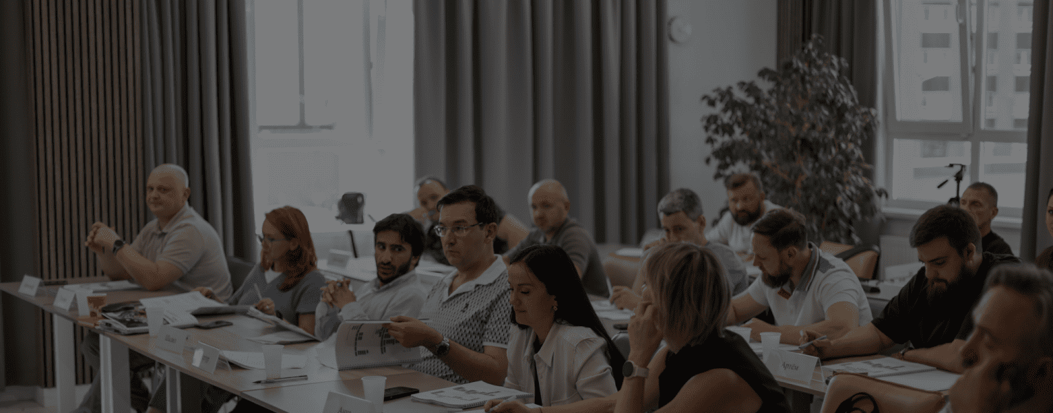 Живые кейсы: разбор успешных и провальных бизнес-стратегий